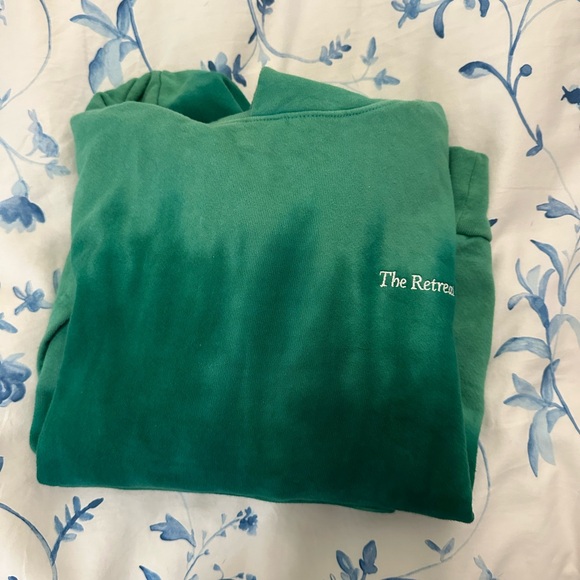 The Retreat Fresh Greens Sweatshirt (size small) - Picture 5 of 7